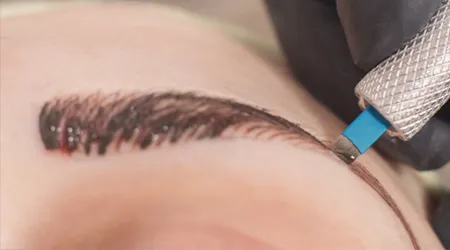 アートメイクの手彫りと機械(マシン)彫りの違い。メリットデメリット 